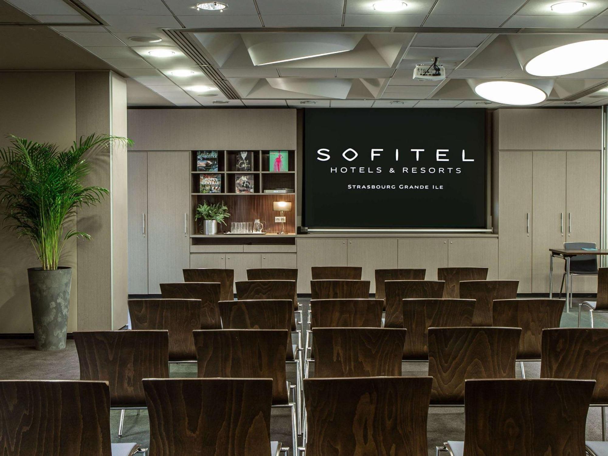 Sofitel Strasbourg Grande Ile Hotel Exterior foto